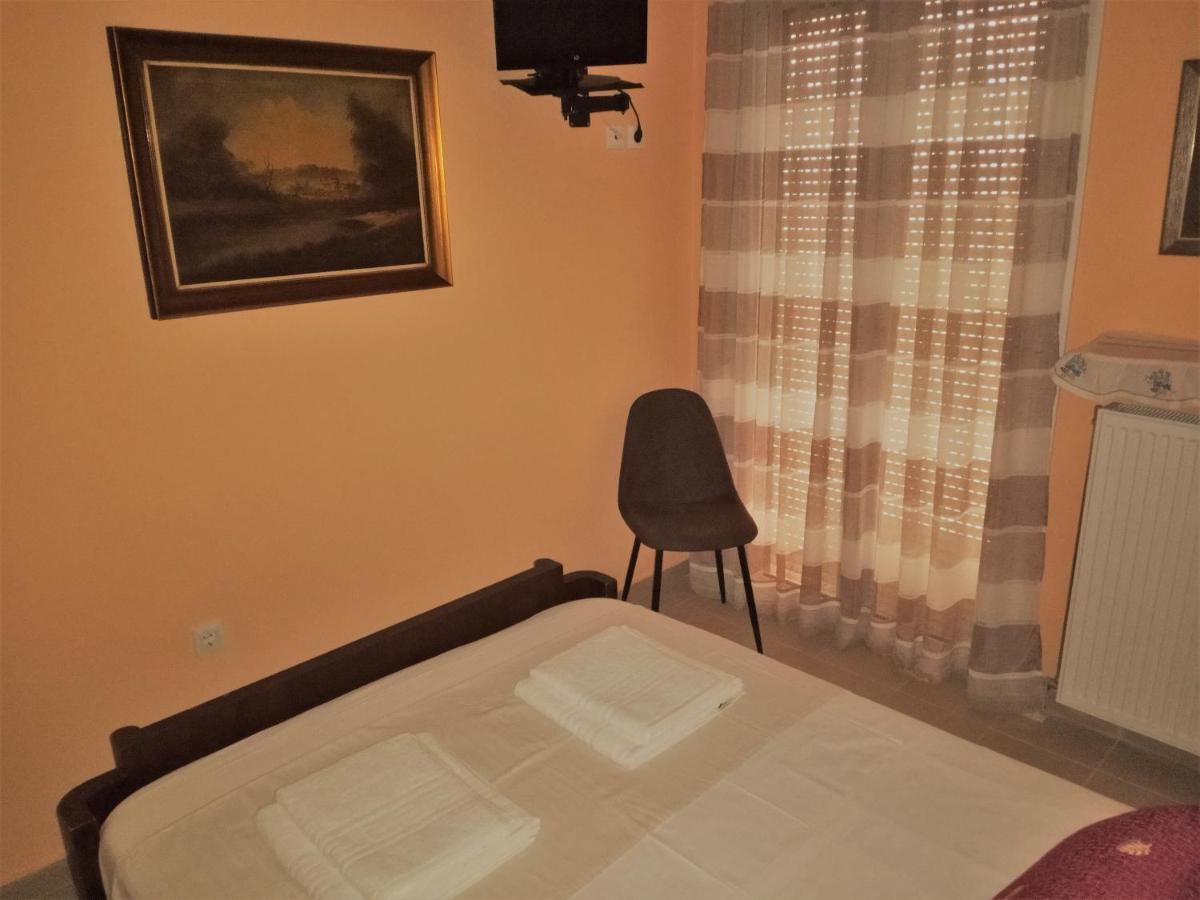 Alkioni City Apartments Chrissi Akti Chania Exterior foto